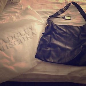 Badgley mischka leather should bag w gold detail